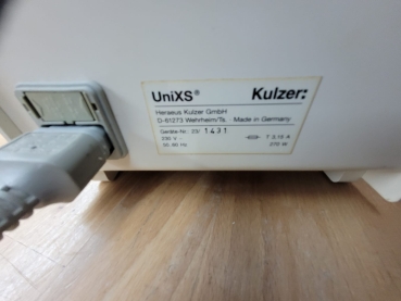UniXS Lichthärtegerät von HERAEUS KULZER